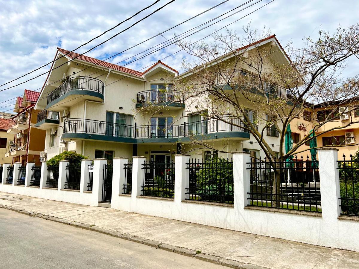 Hotel Casa Servus Năvodari Exterior foto